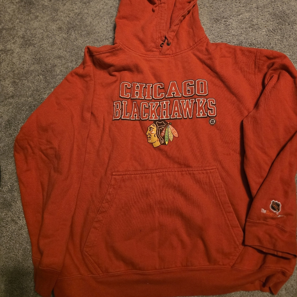 Chicago Blackhawks Pullover Hoodie